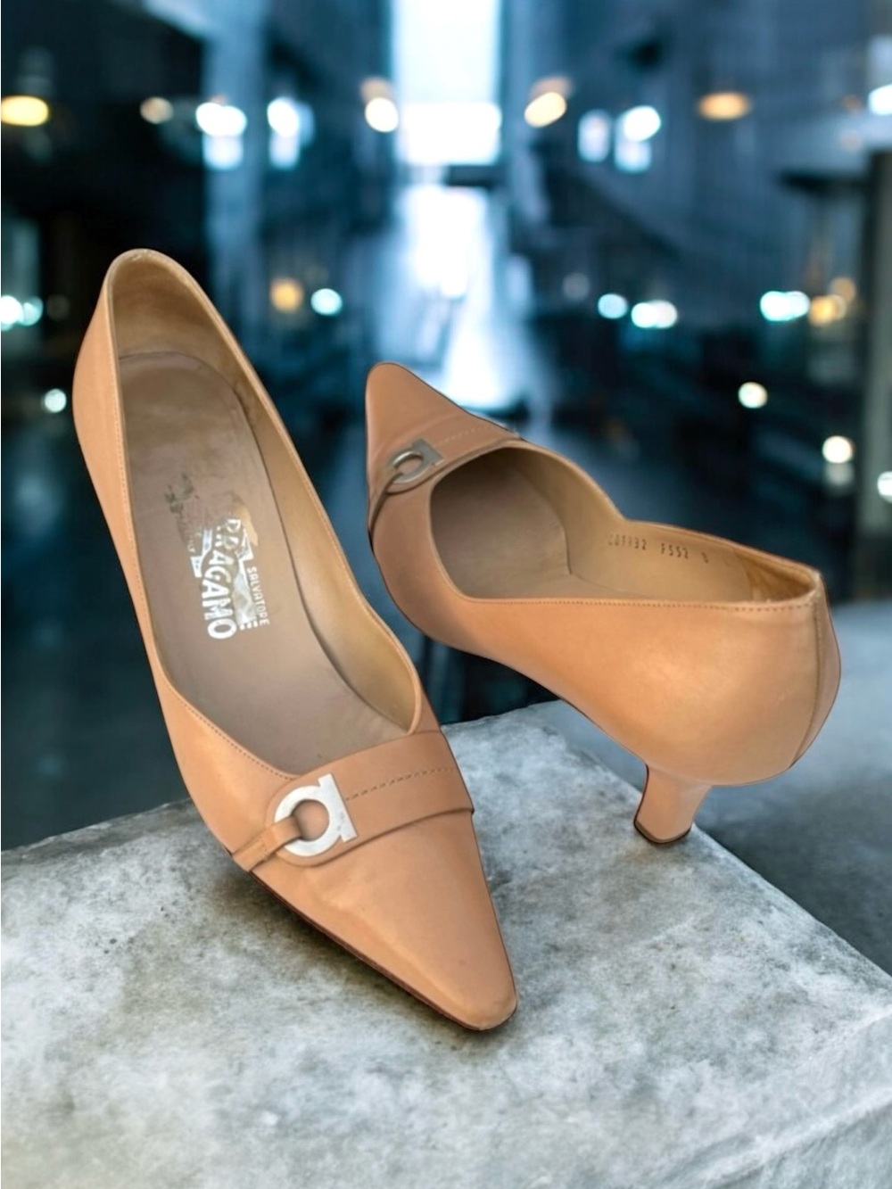 Salvatore Ferragamo Heels Beige Pumps